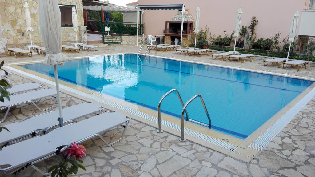 Petros Studios Poros  Exterior foto